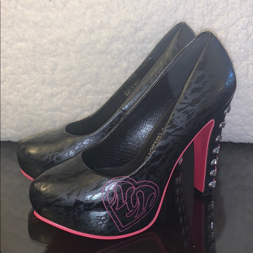 Metal Mulisha Heels- Idol Eyes Pump